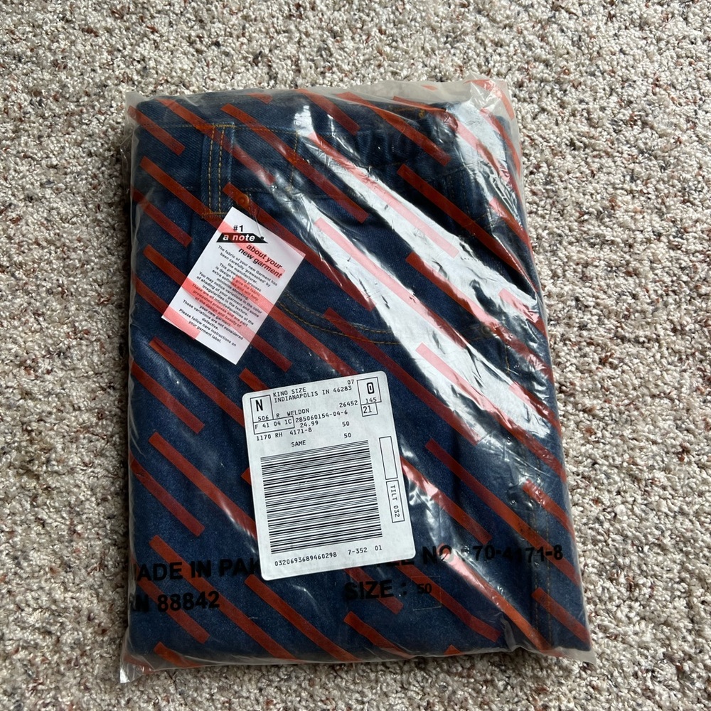 KingSize jean shorts size 50 (new)